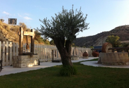 Традиционный кипрский комплекс Ктима Георгиади